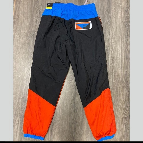Nike Jumpsuit Throwback Colors Brand New Large - Picture 5 of 6